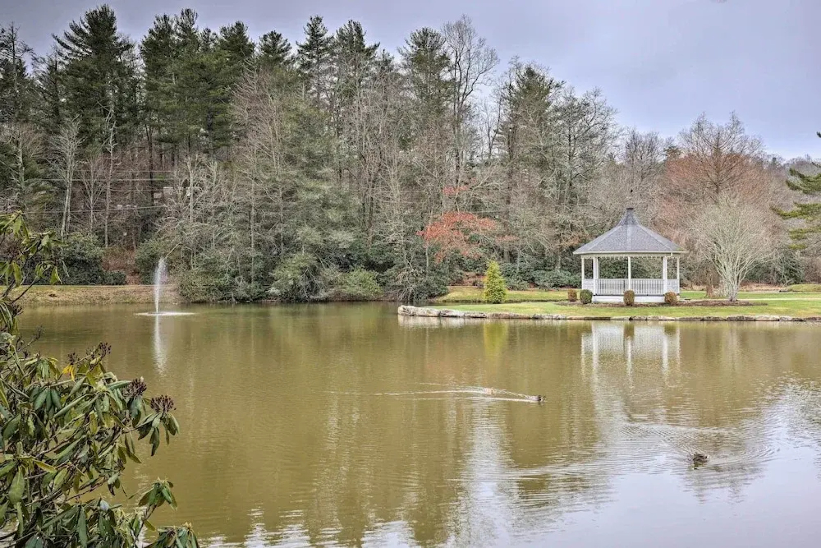 Central Blowing Rock Hideaway Near Everything