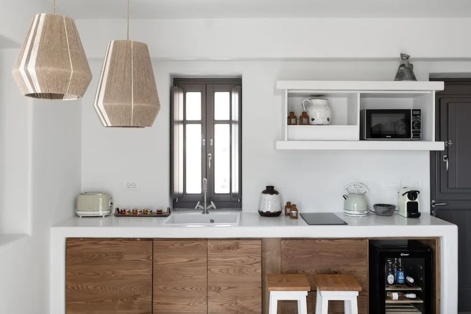 Zetine Suites Sikinos