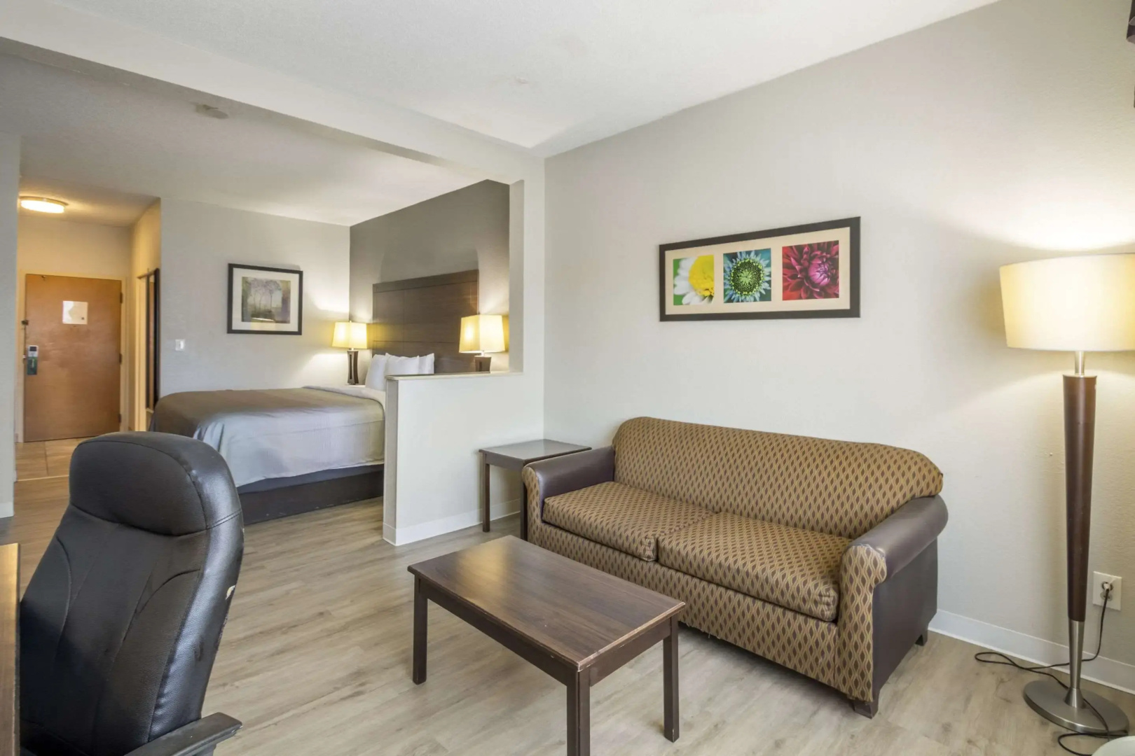 Quality Suites Hickory South
