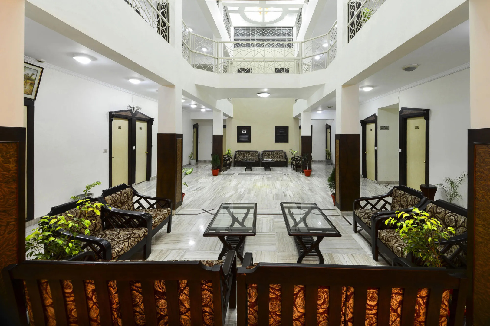 Hotel Ashish Palace