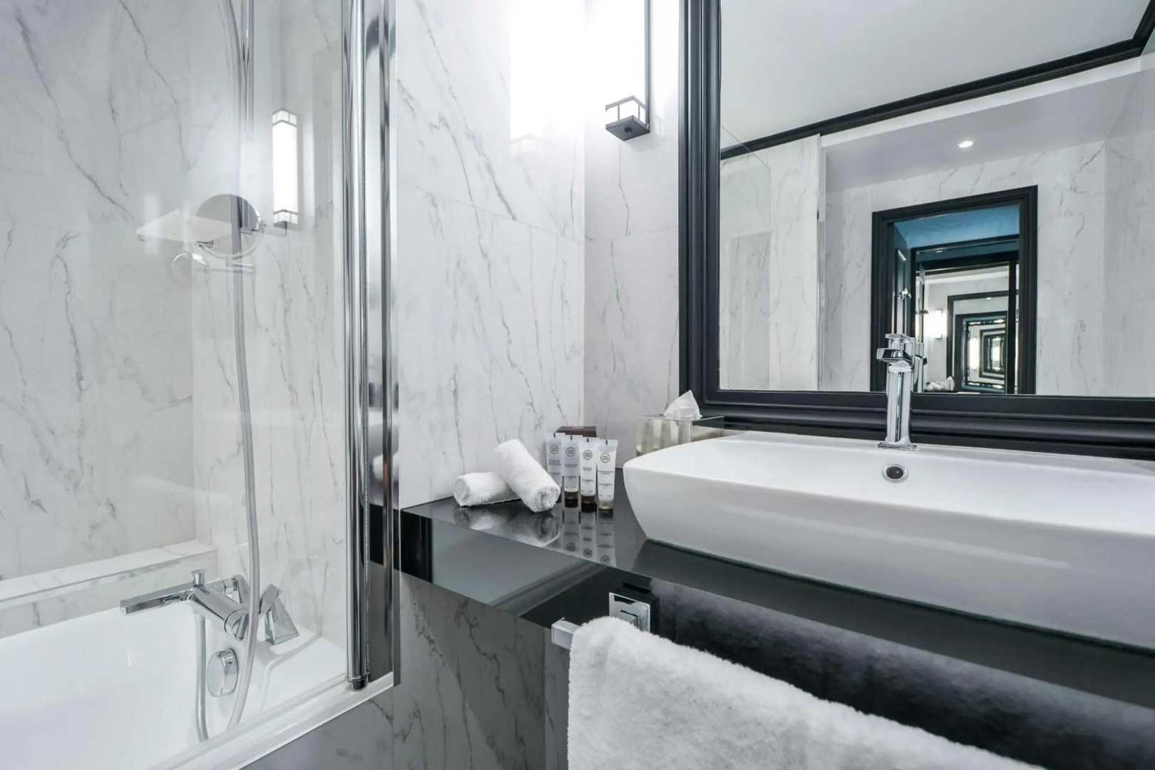 Hotel Trianon Rive Gauche