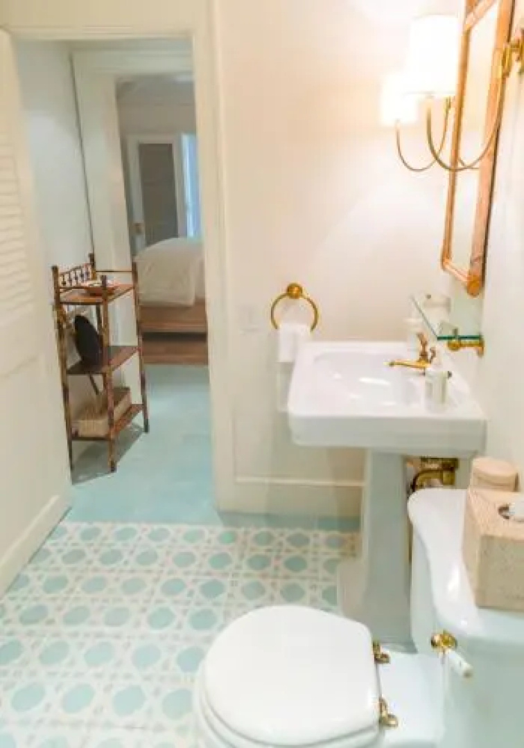 Eleven Experience Bahama House