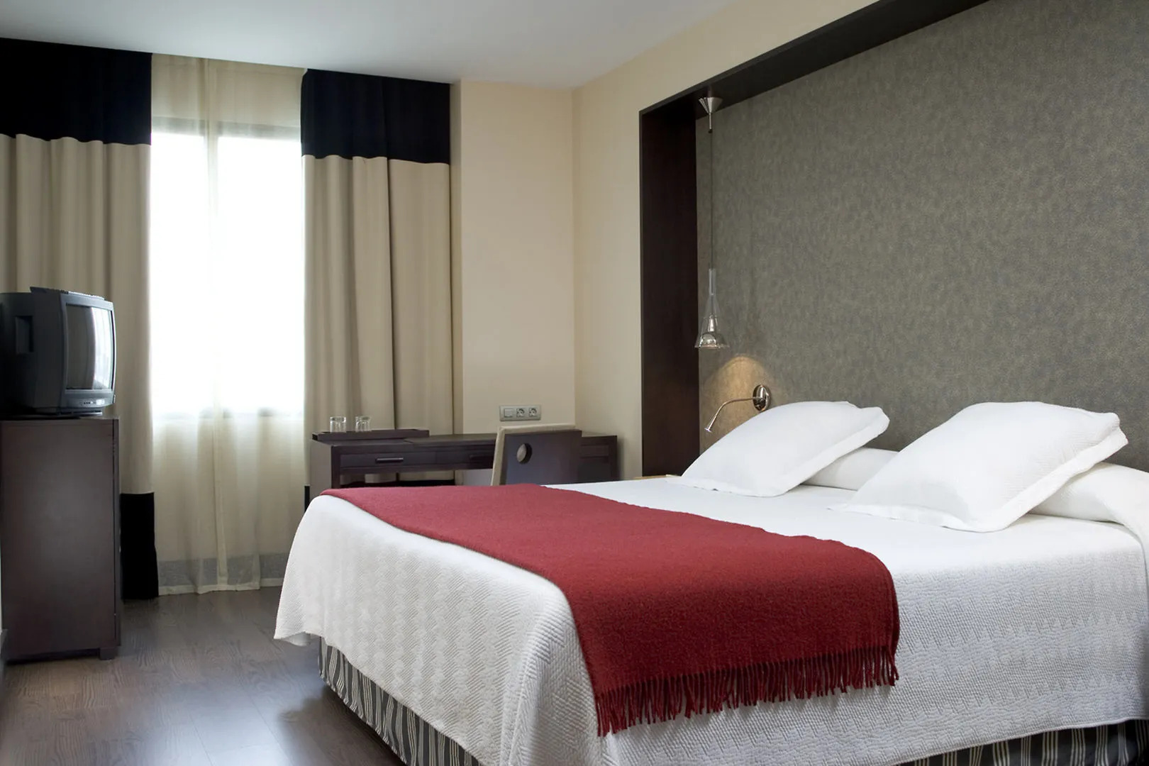 Отель NH Collection Barcelona Gran Calderón