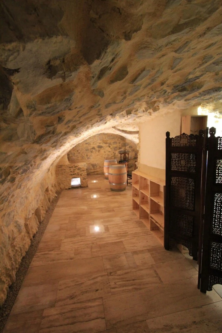 Chateau de Meouilles