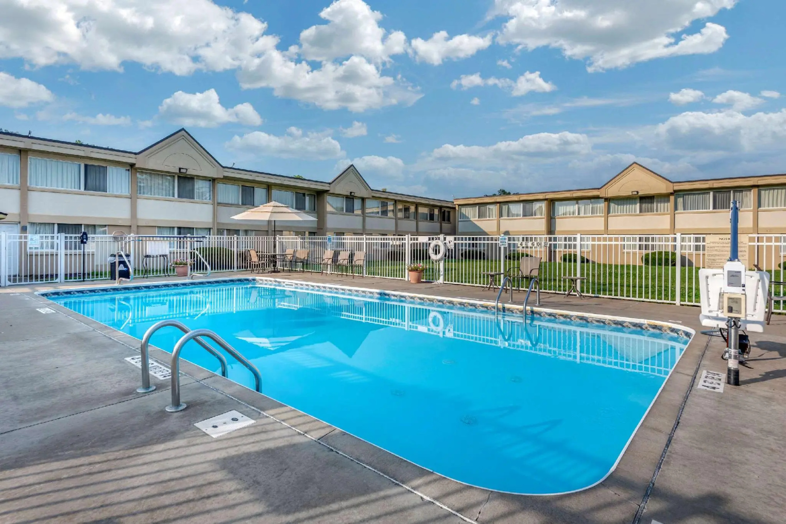 Quality Inn & Suites Vestal Binghamton near University