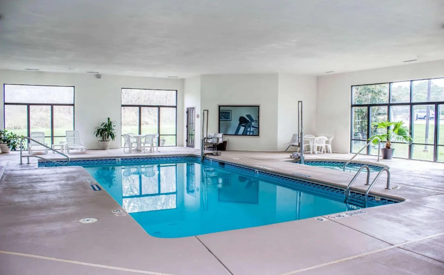 Clarion Pointe Wake Forest - Raleigh North