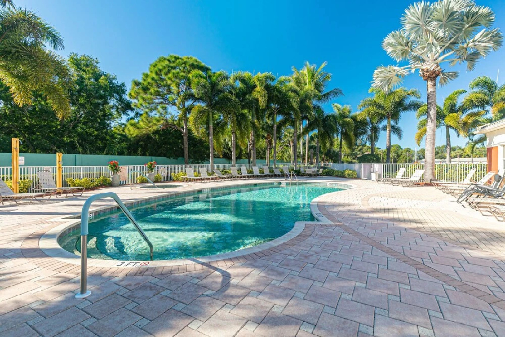 Gulf Reflections # 204 - 11021 Gulf Reflections Dr by Coastal Vacation Properties