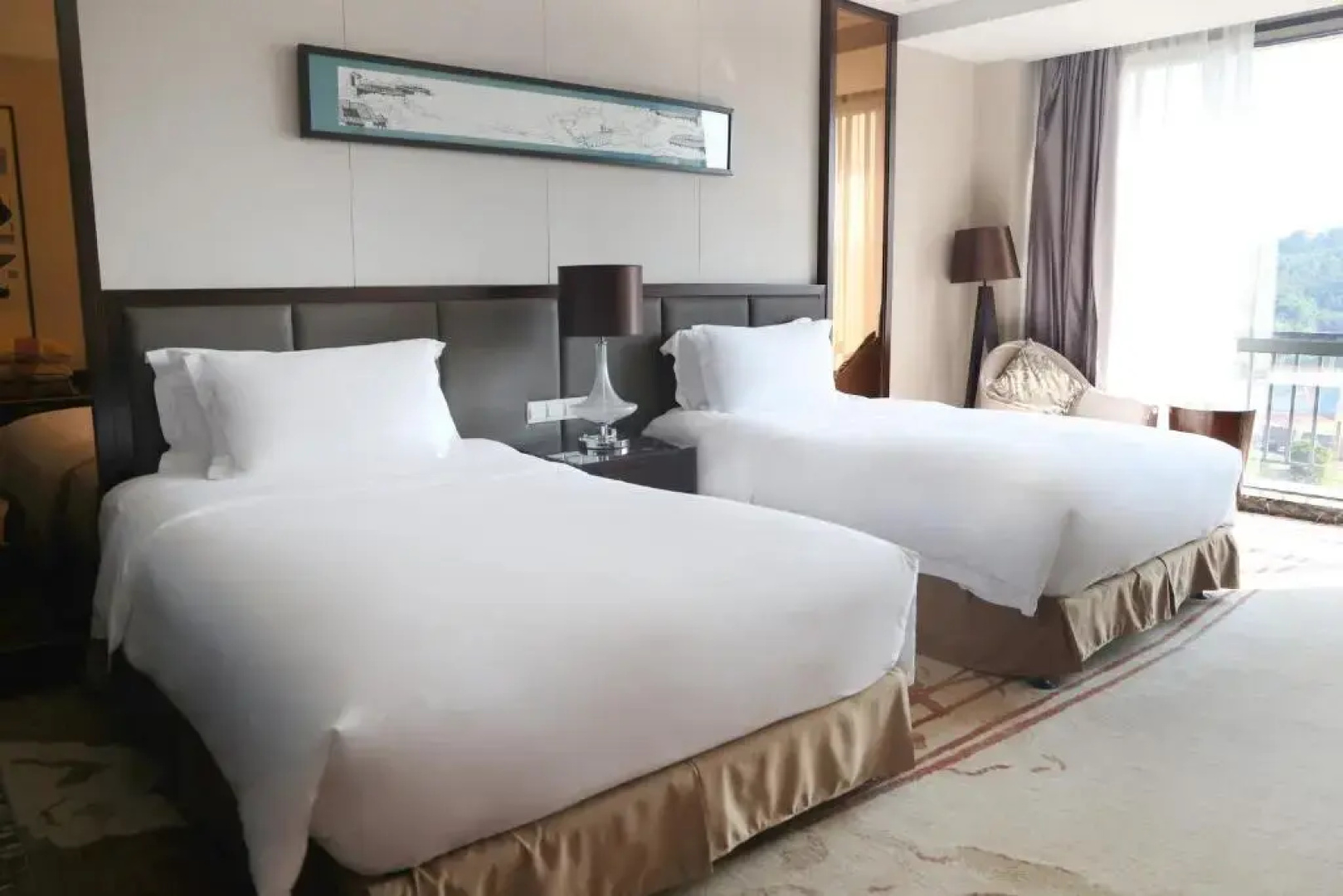 Howard Johnson by Wyndham Changsheng Plaza Meizhou