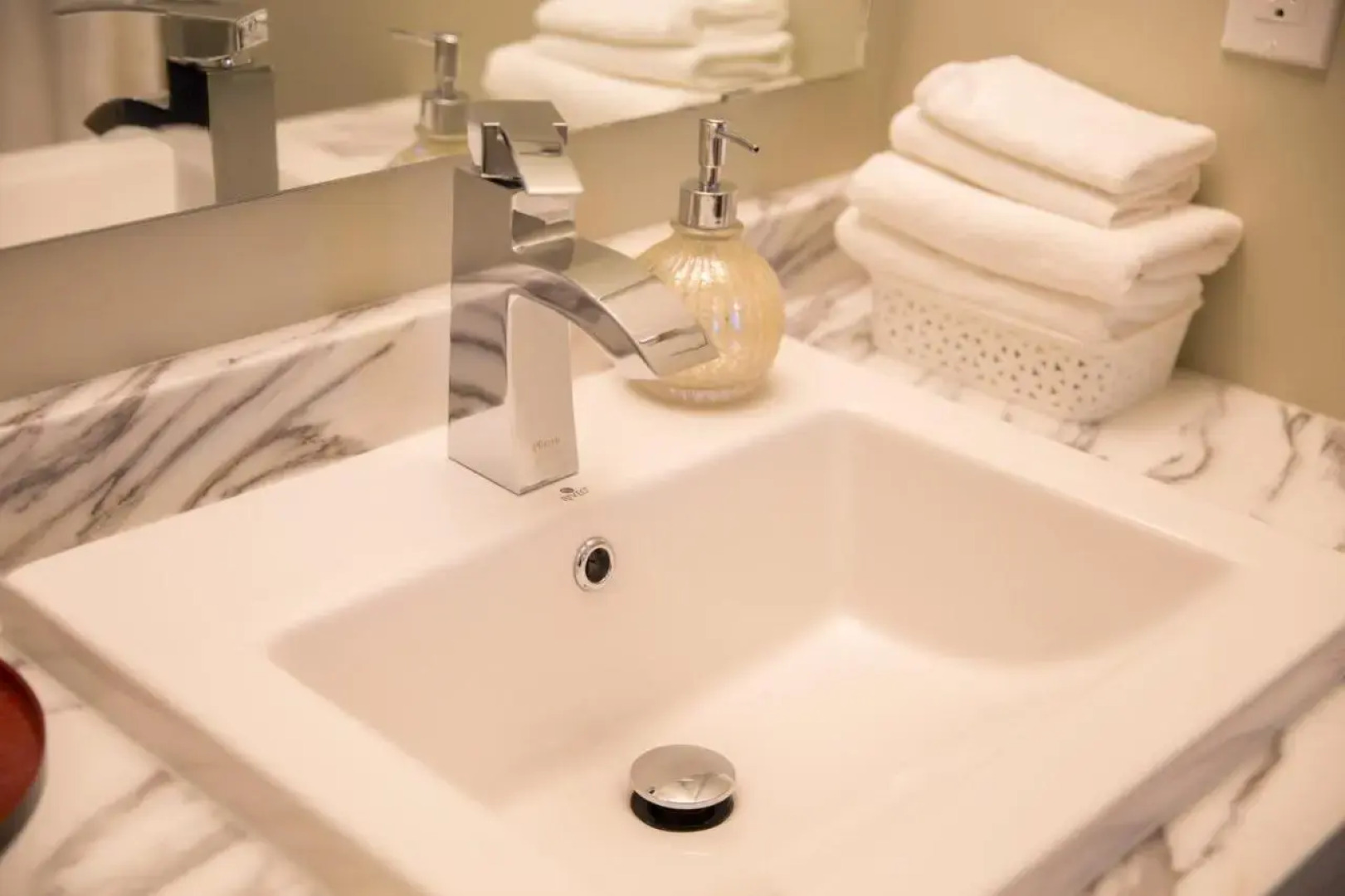 Downtown Whitehorse Deluxe 2 Bedroom Condo