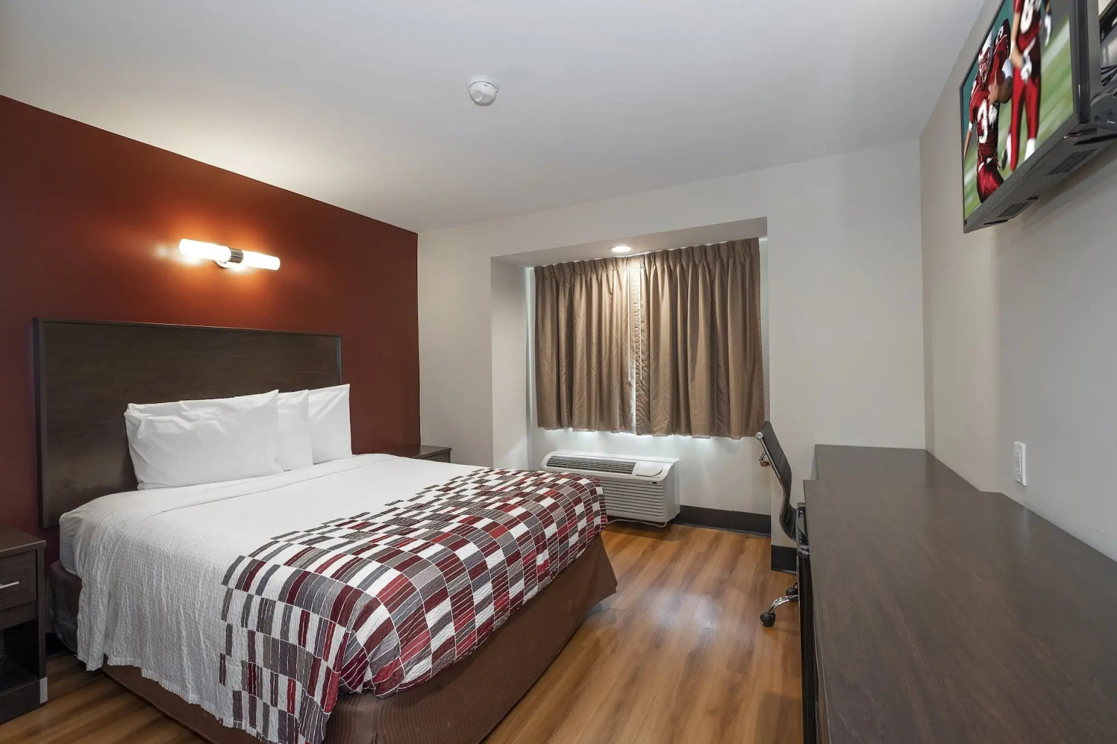 Red Roof Inn Sulphur