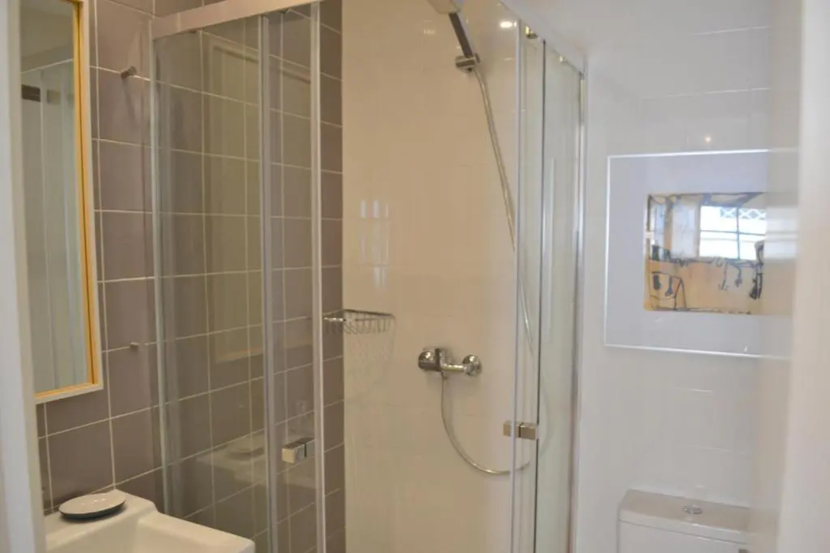 RH Factory 15, Lisbon Apartment