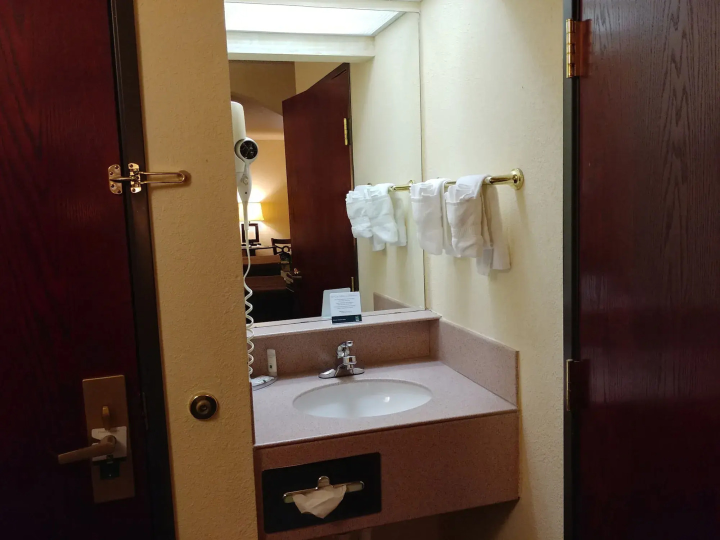 Quality Inn & Suites Irving DFW Airport South