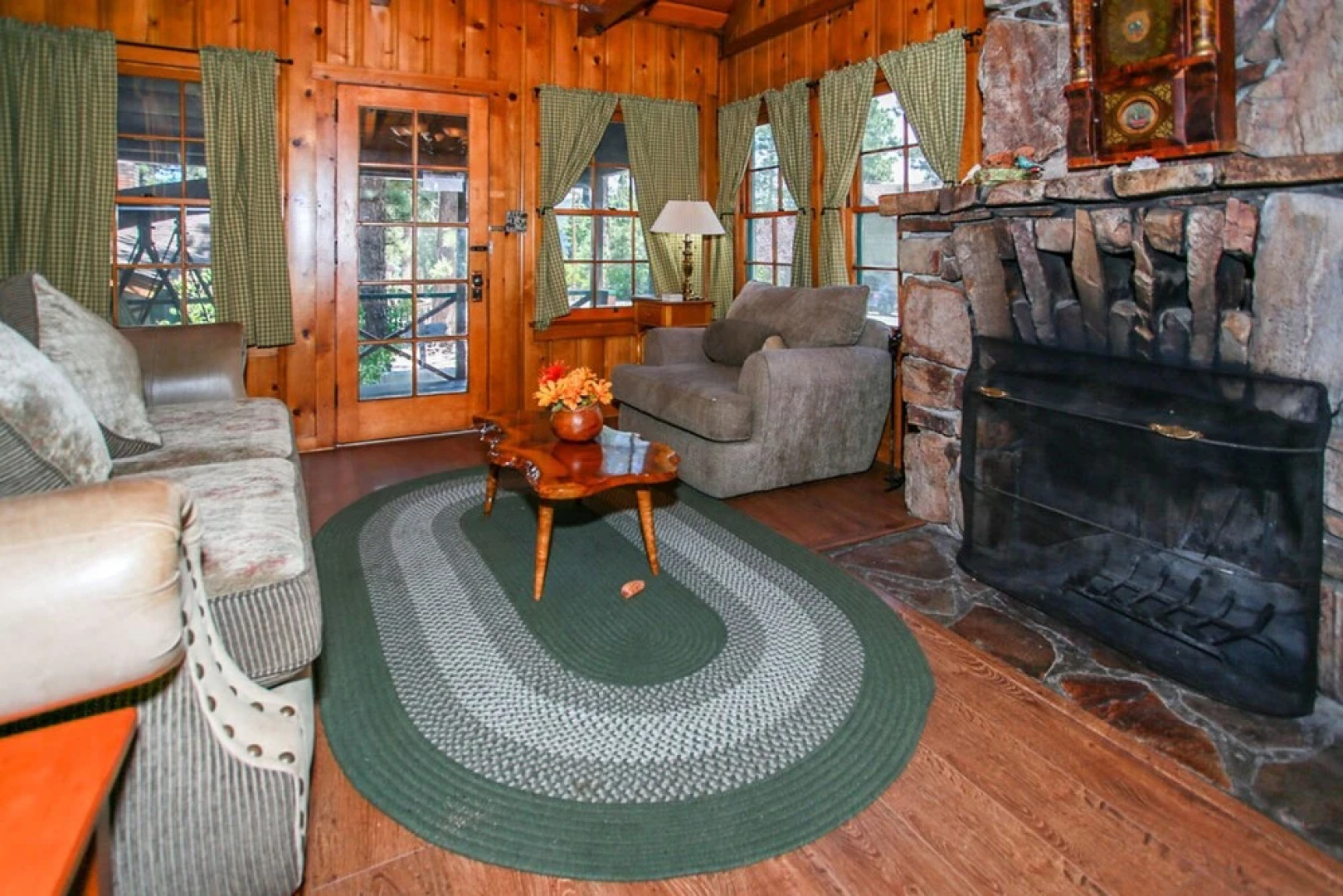 Abe's Amazing Cabin 1421 by RedAwning