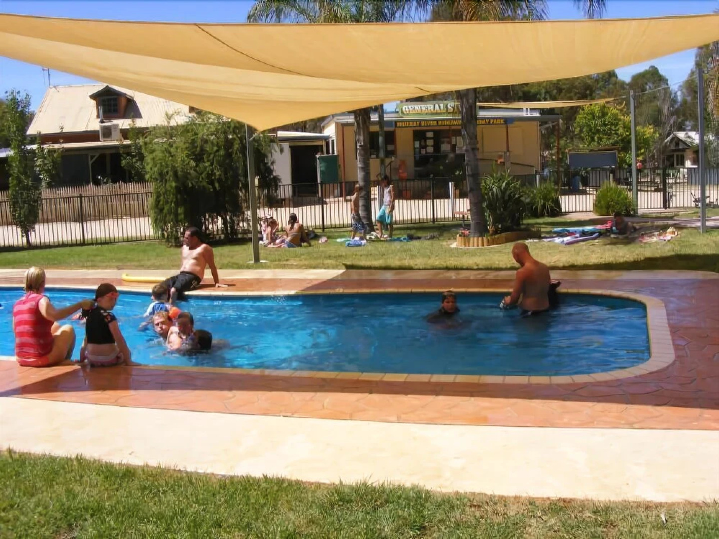 Murray River Hideaway Holiday Park