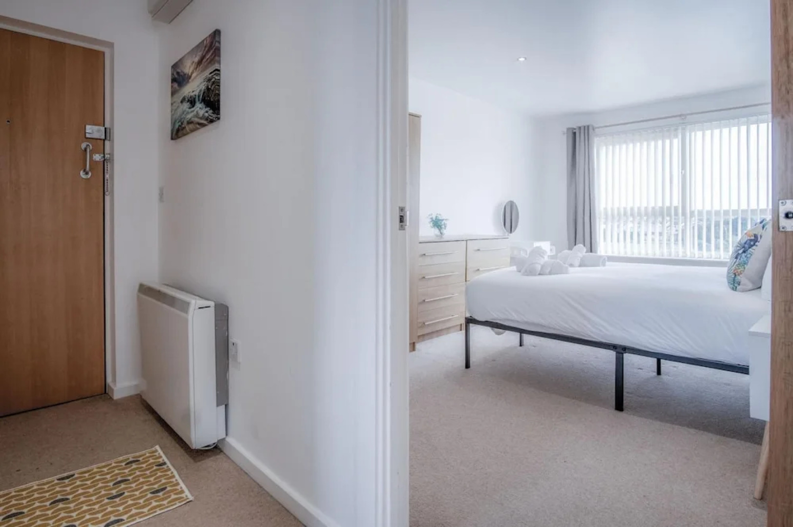 The Penthouse - 3 Bedroom Apartment - Llanelli