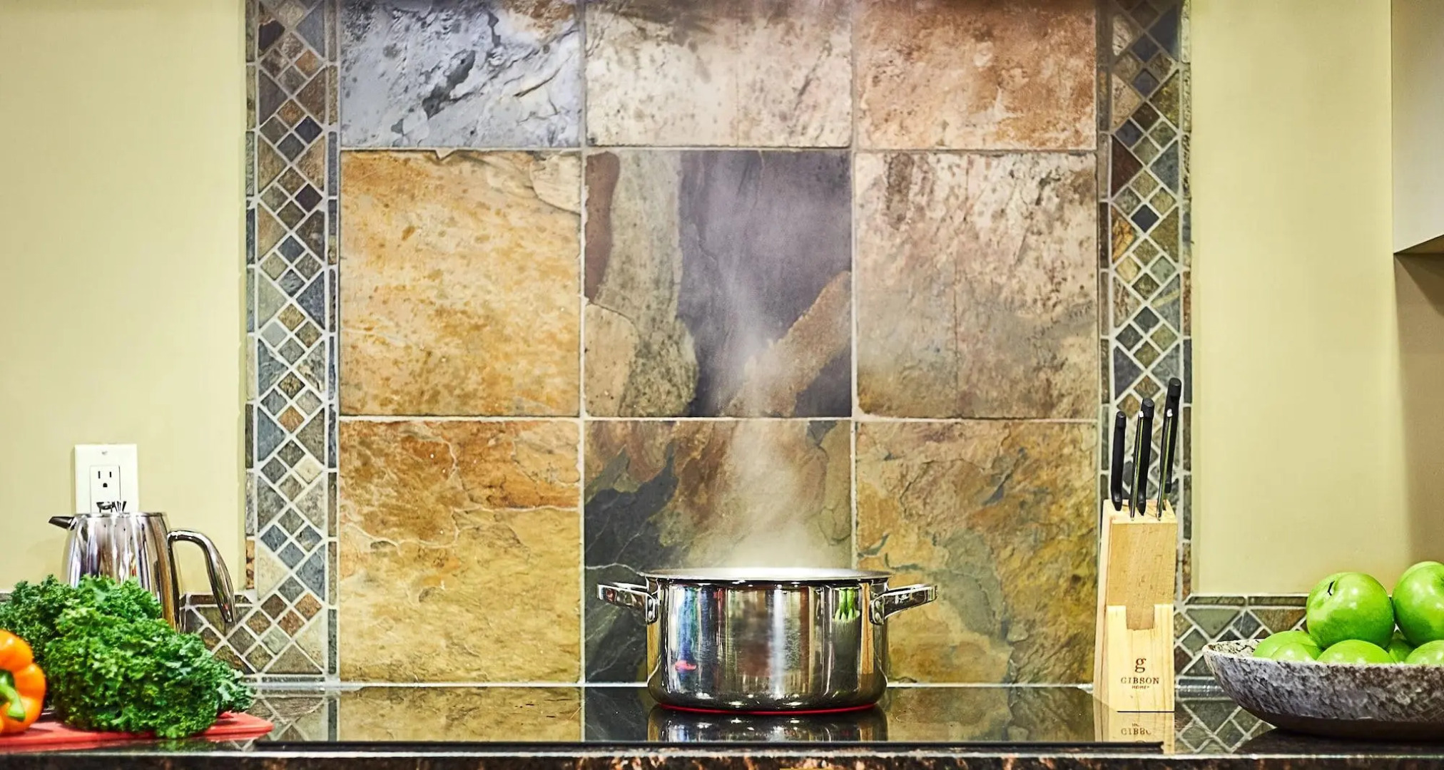 Bellstar Suites at Solara Resort