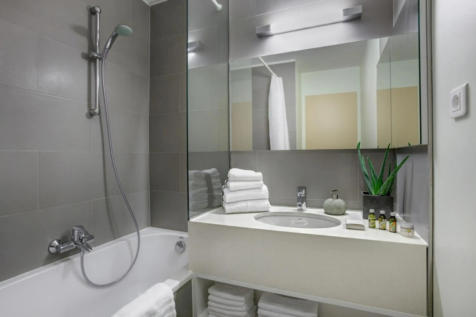 Citadines Toison d'Or Brussels