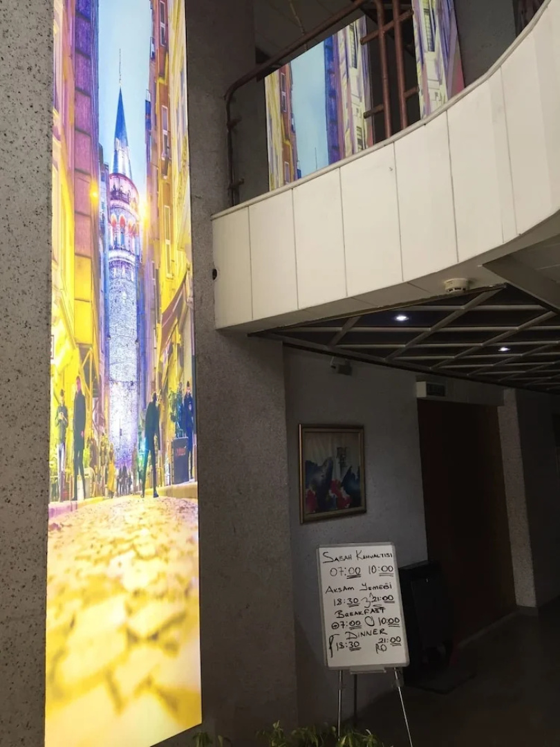 Katan Hotel