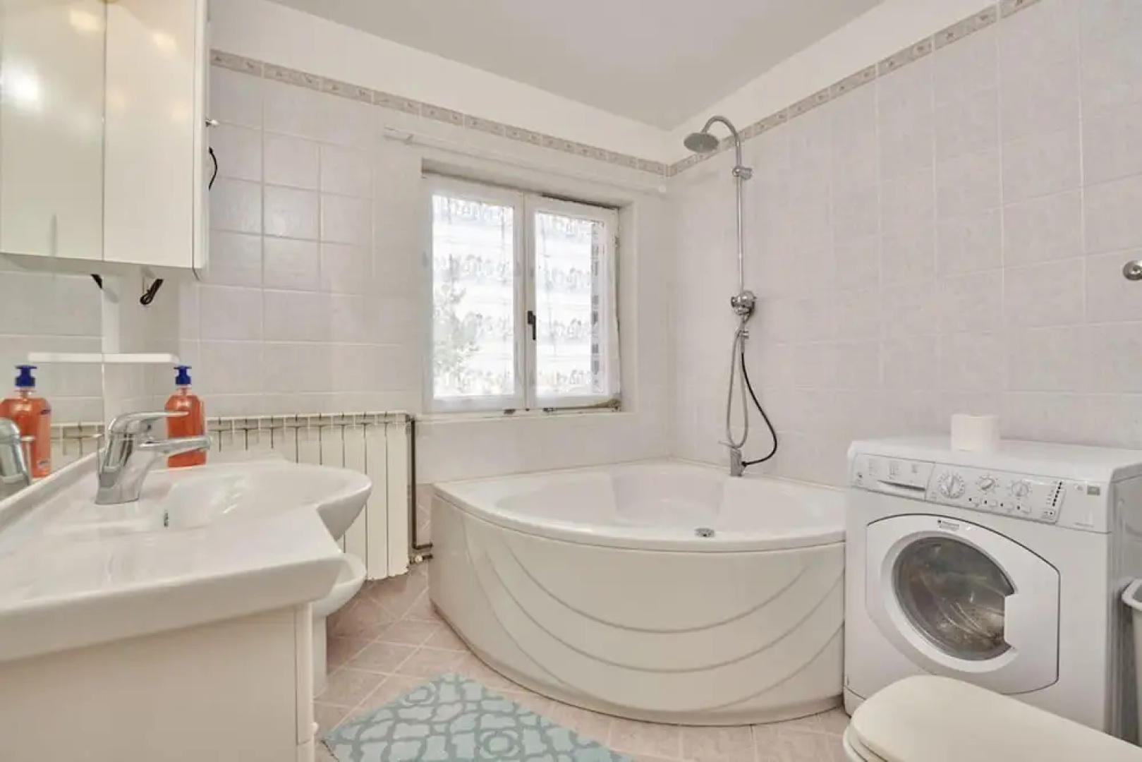 Villa With 4 Bedrooms in Ližnjan, With Private Pool, Furnished Terrace and Wifi Near the Beach