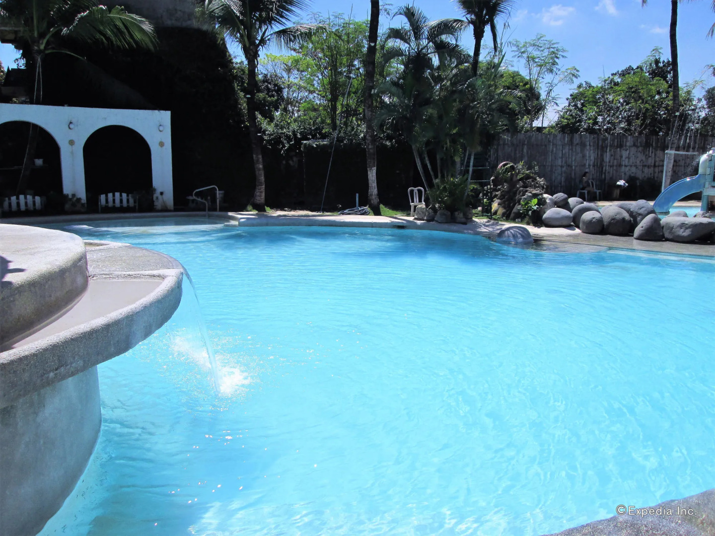 Country Village Hotel