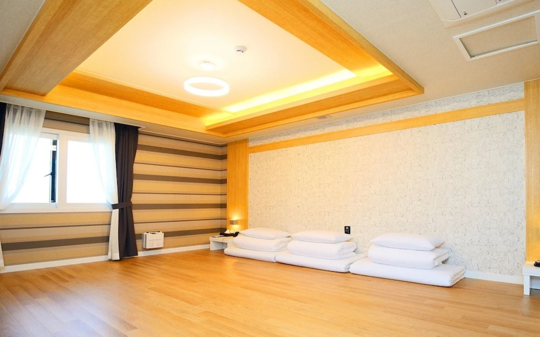 Yeonggwang The One Hotel