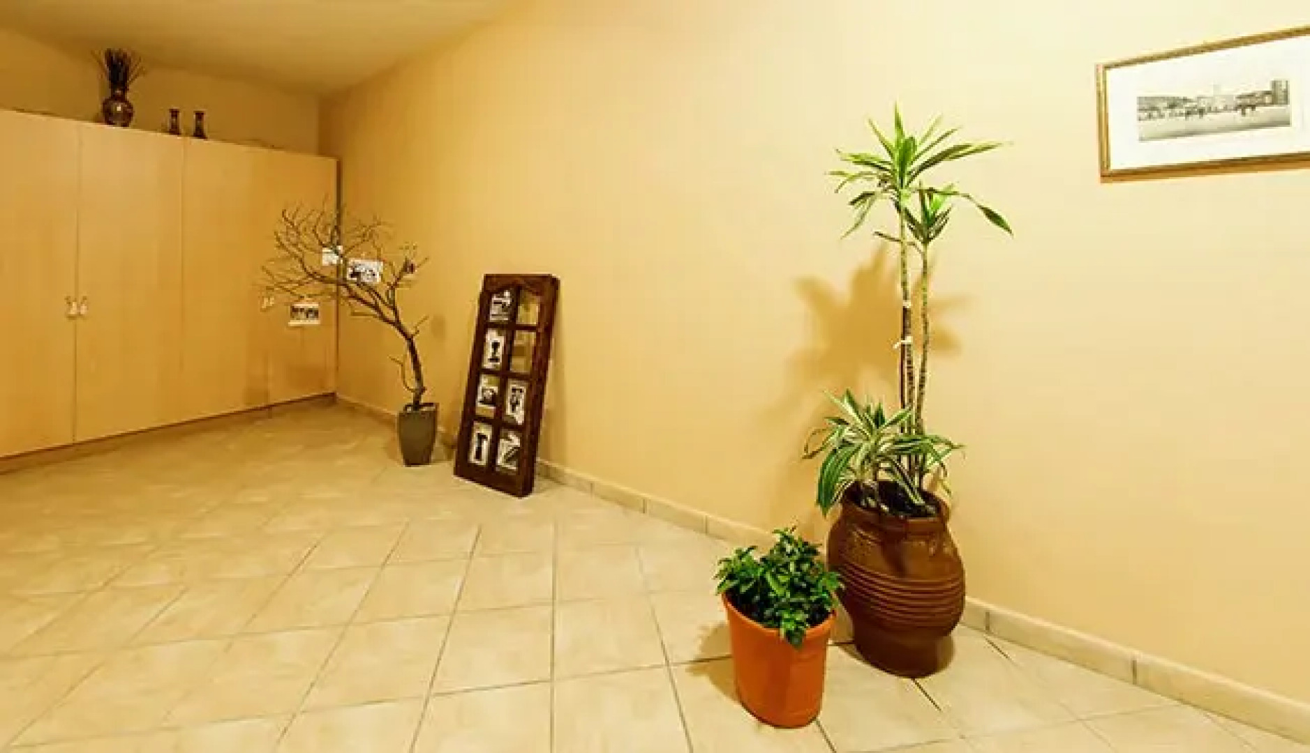 Remezzo Apartments & Studios