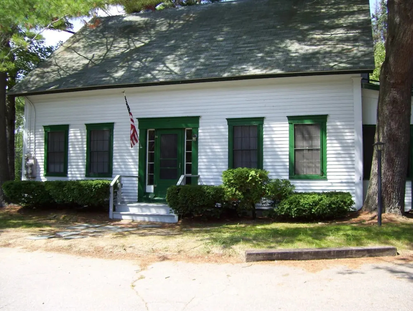 Anchorage at the Lake