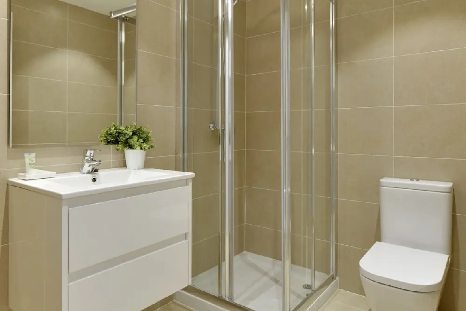 River Terrace 3 Apartment by FeelFree Rentals