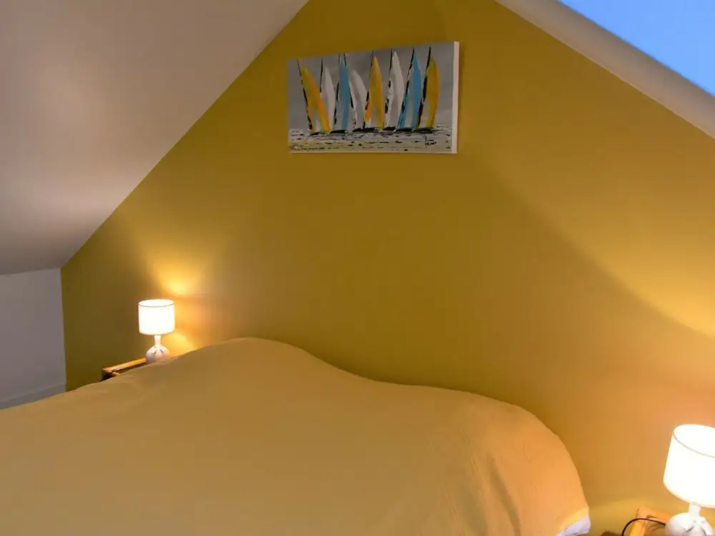 Beautiful Renovated Villa With a Private Swimming Pool and View ont the Sea!