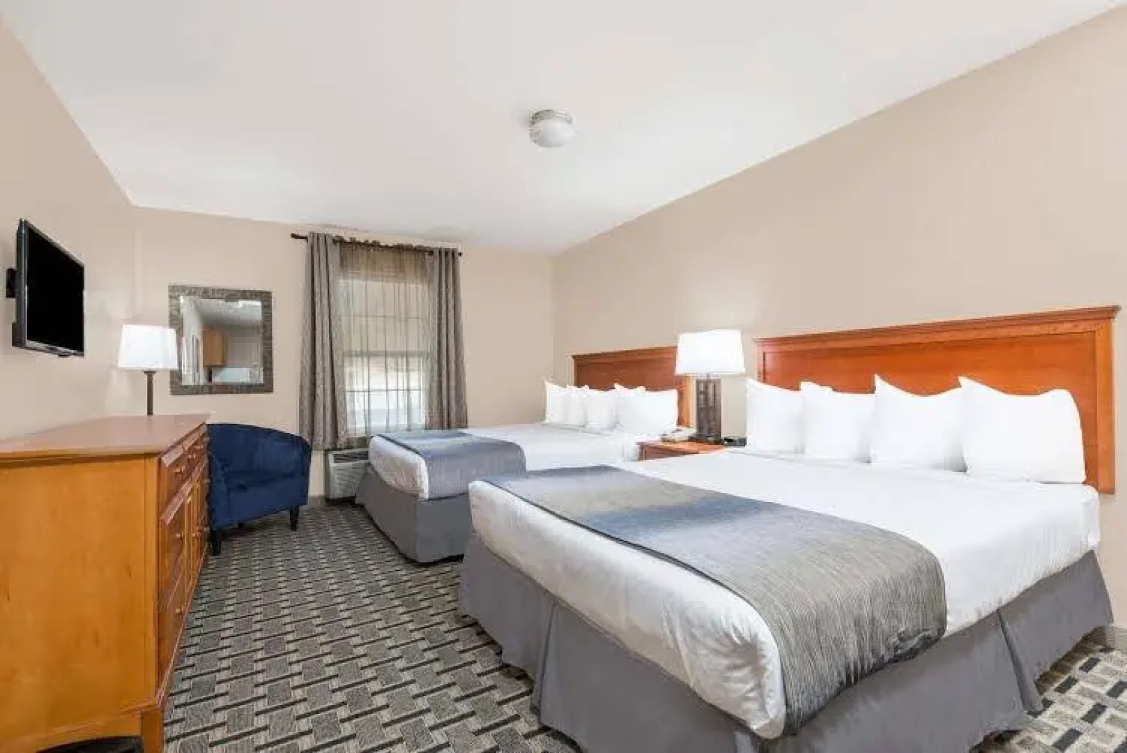 Home Lodge Louisville Sellersburg