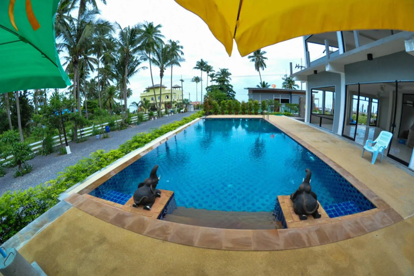 Phangpring Beach Resort