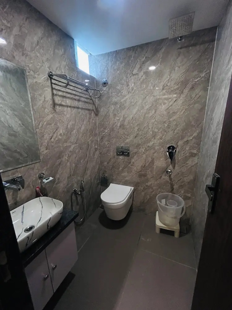 Hotel Care Residency By OYO Rooms