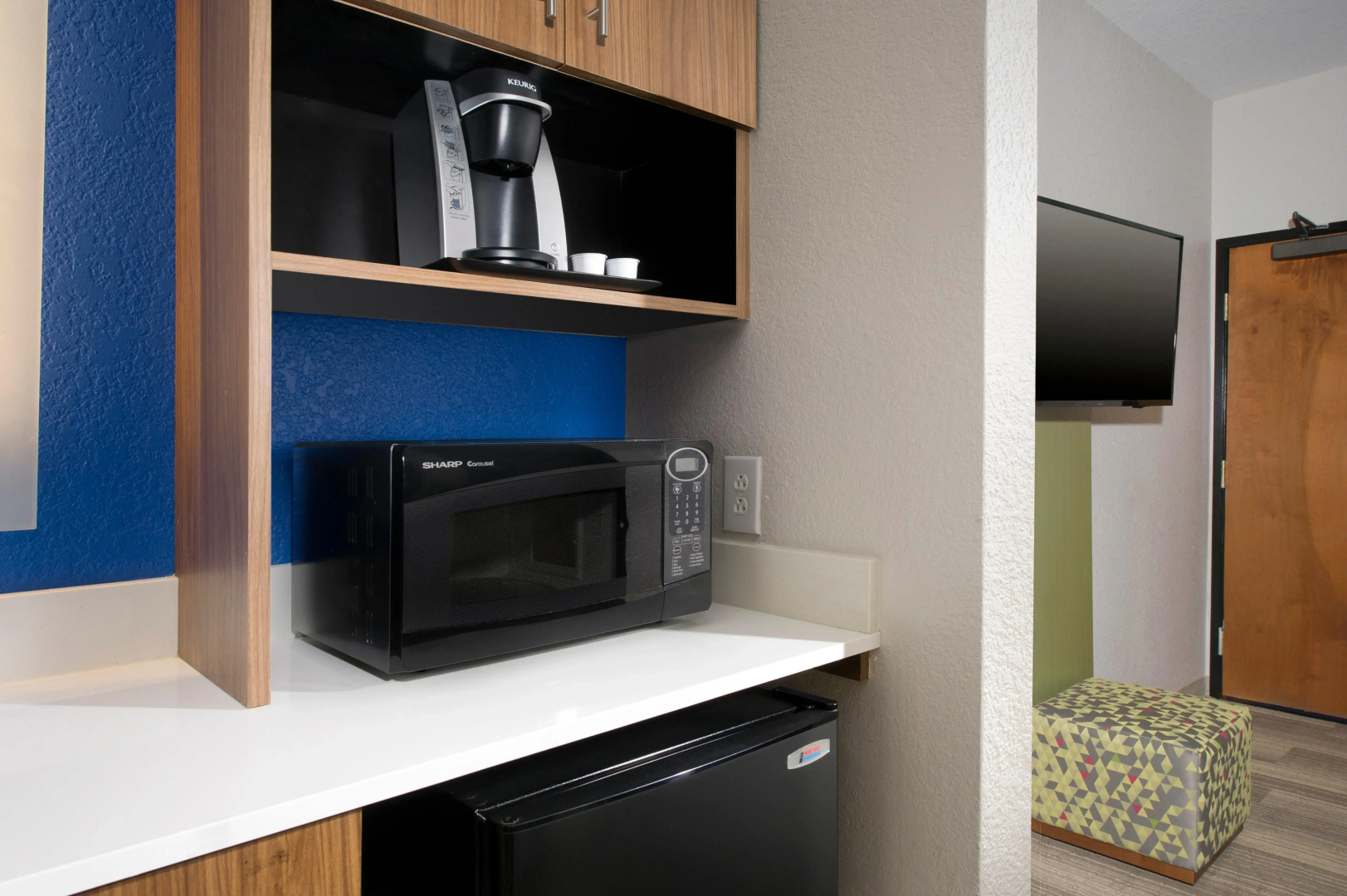 Holiday Inn Express & Suites San Antonio-Dtwn Market Area by IHG