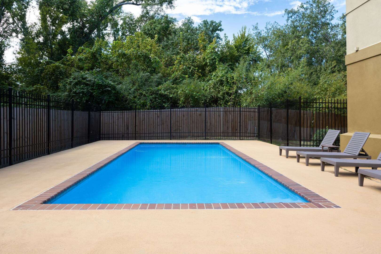 Microtel Inn & Suites by Wyndham Houma