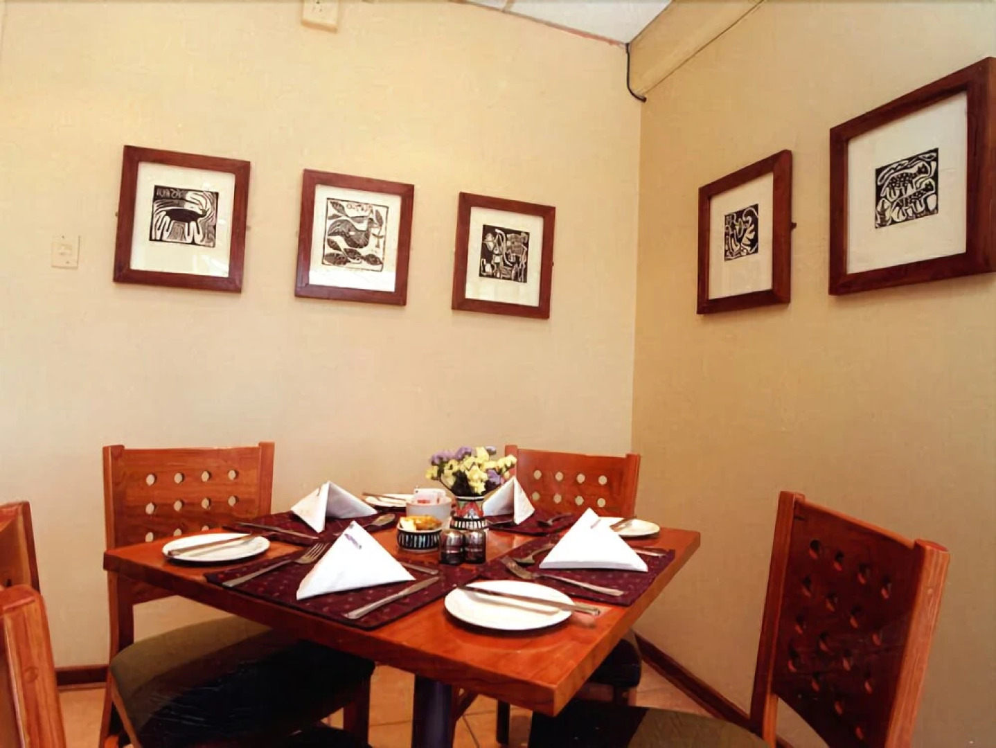 Protea Hotel Diamond Lodge