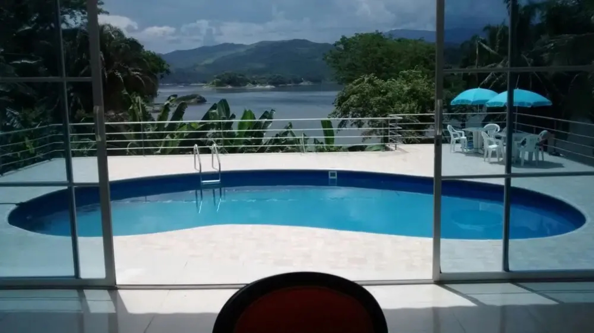 Casa Cristal Floresta