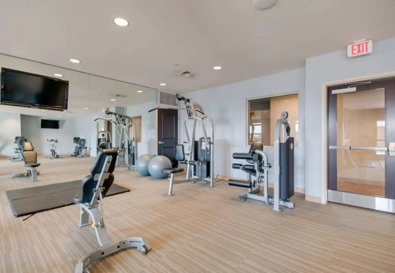 Bridgestreet at Current at the Banks