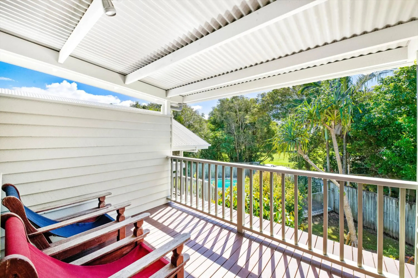 Serenity - Mudjimba - Pet Friendly Holiday Home