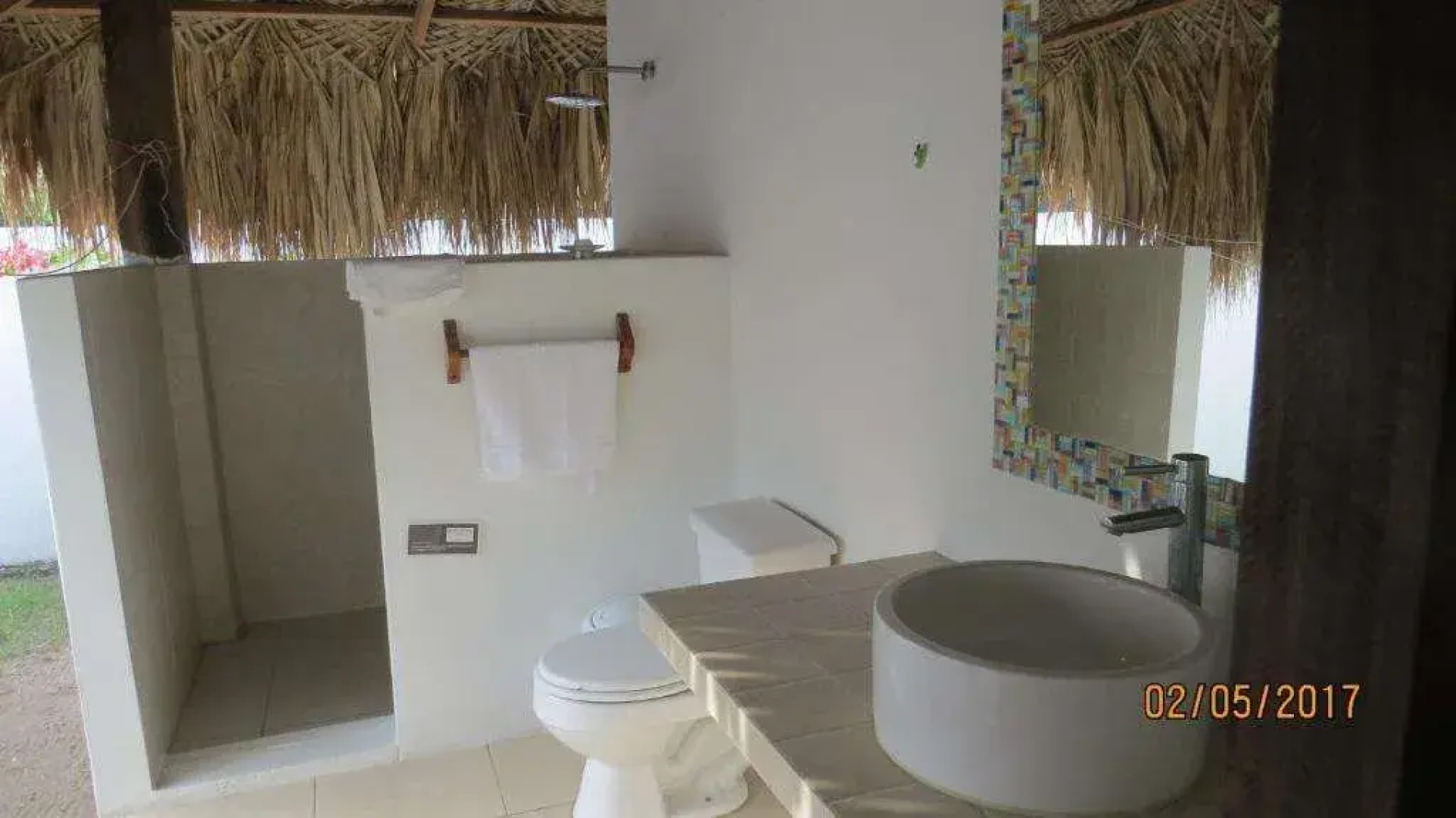 Huku Beach Hostel