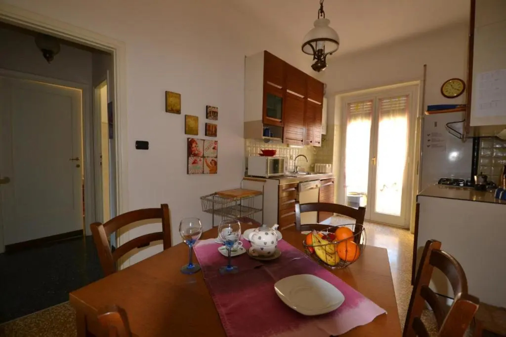 Magenta Apartment