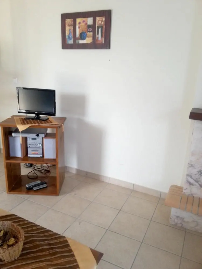 House With 2 Bedrooms in Kiato, With Wonderful sea View and Terrace -