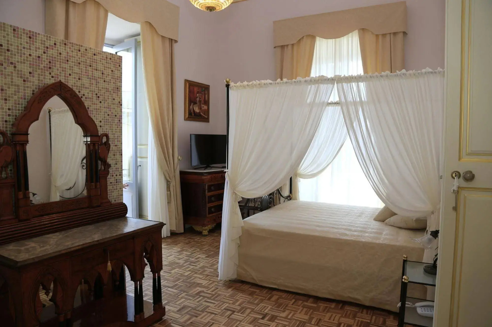 Personè Palace