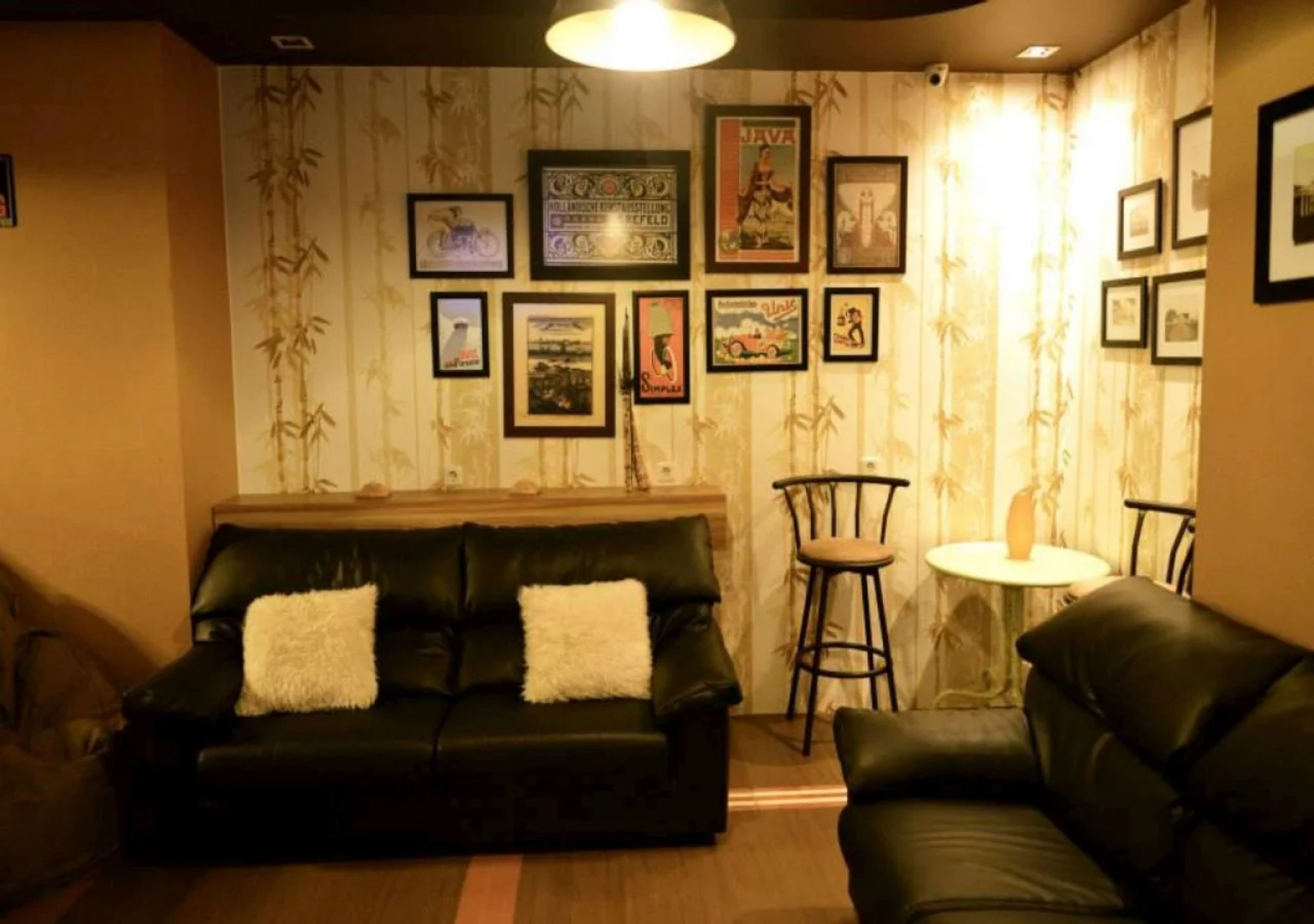 Capsule Hostel Old Batavia