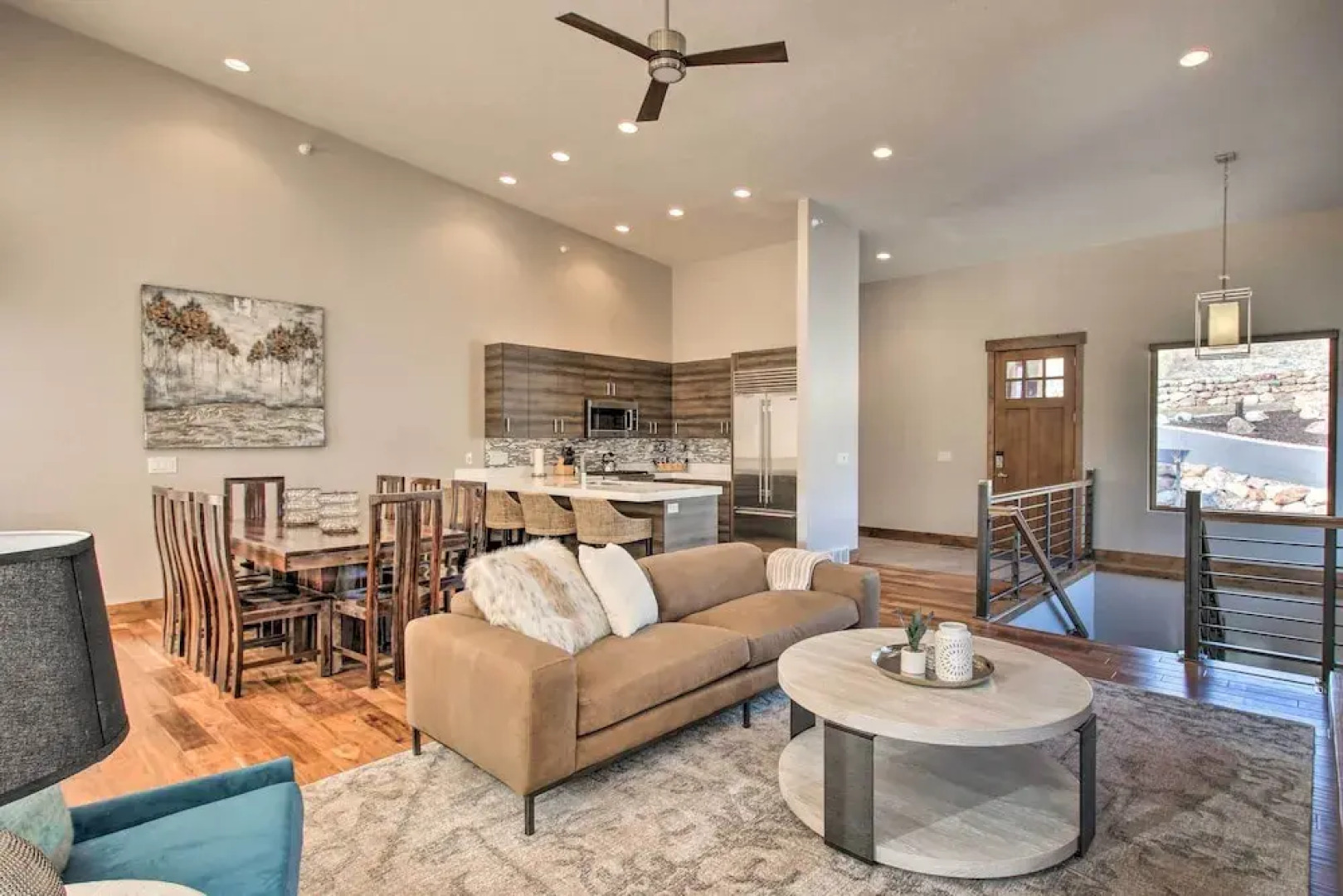 Modern Townhome w/ Mtn Views < 7 Mi to Ski Resorts