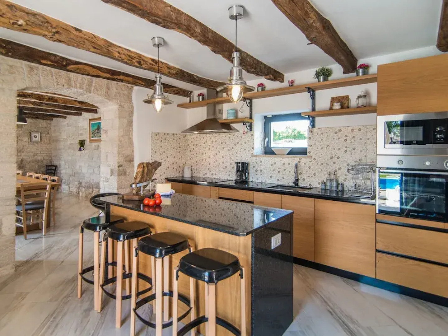 Stunning Villa in Kringa With Swimming Pool