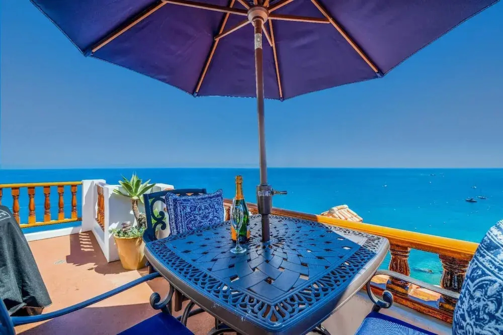 Oceanfront Villa w One of a Kind Amazing View