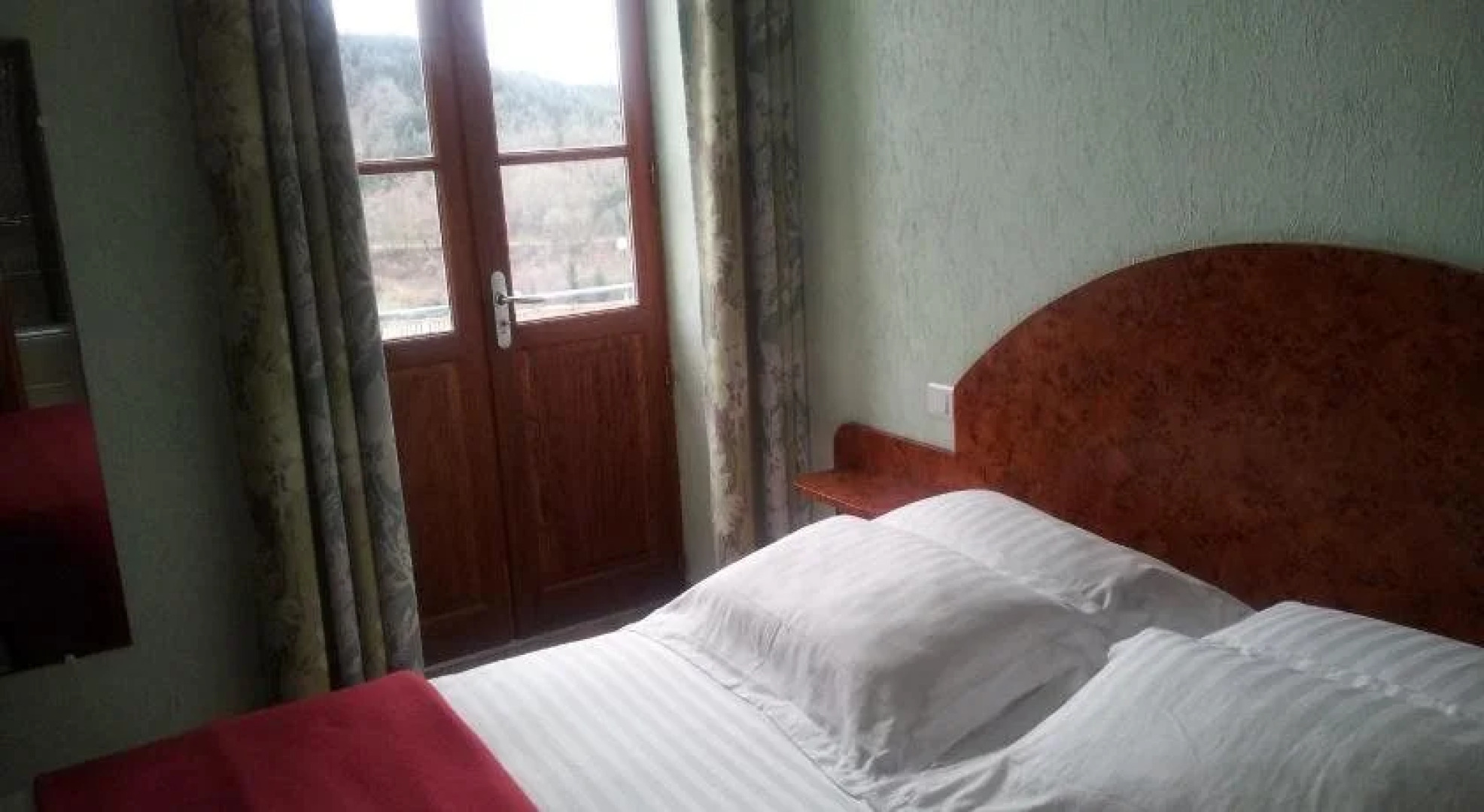 Hôtel Restaurant L'Ecrevisse