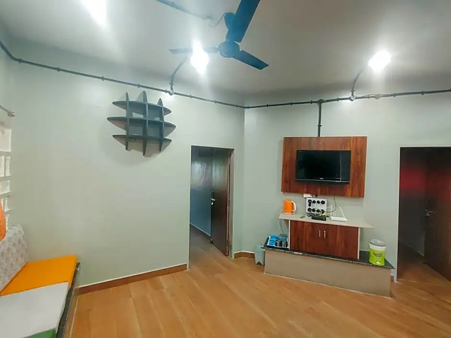 Club Shandilya-A Cheerful 3 BR Place in Nature lap