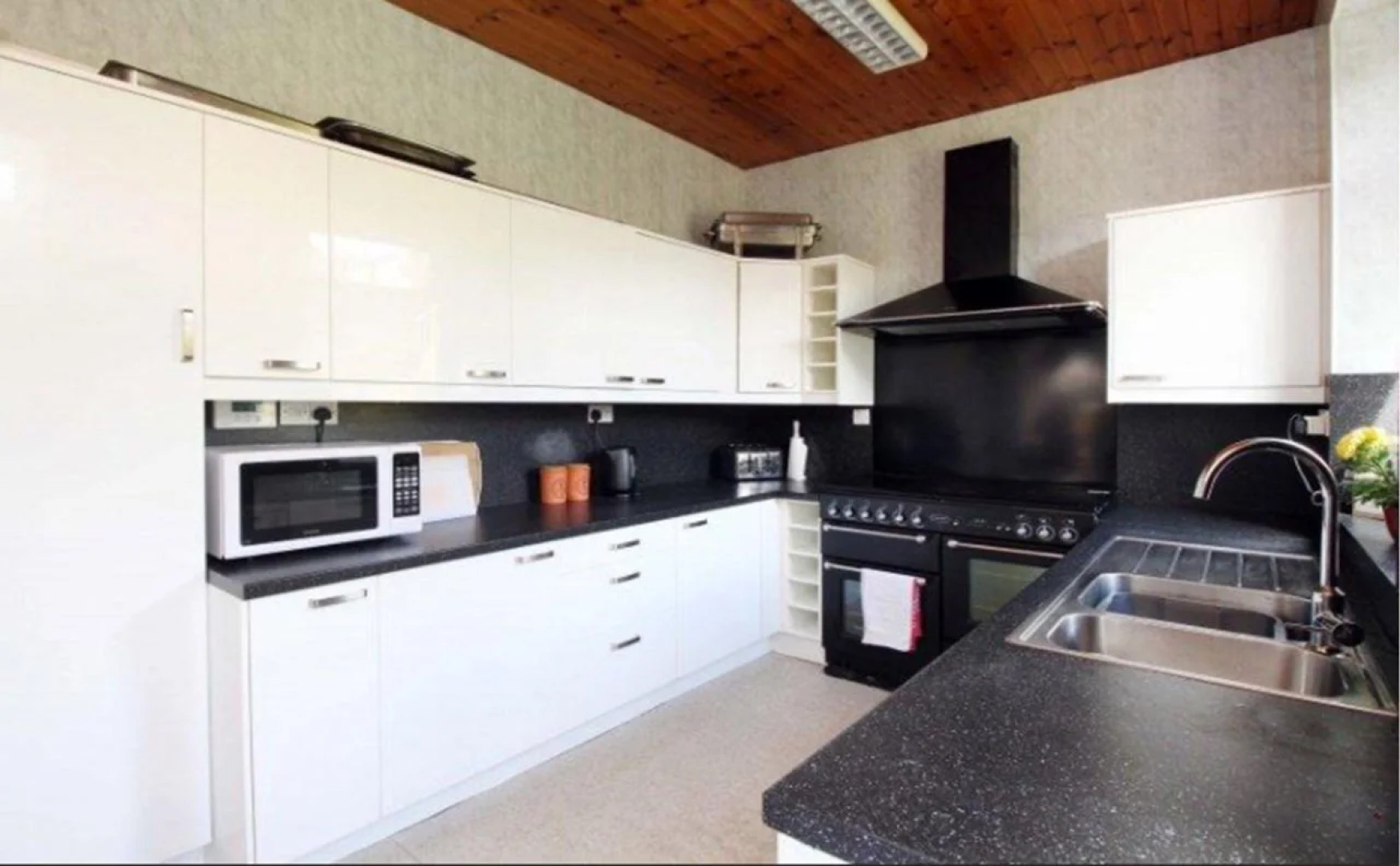 Pilmuir Street Guest House