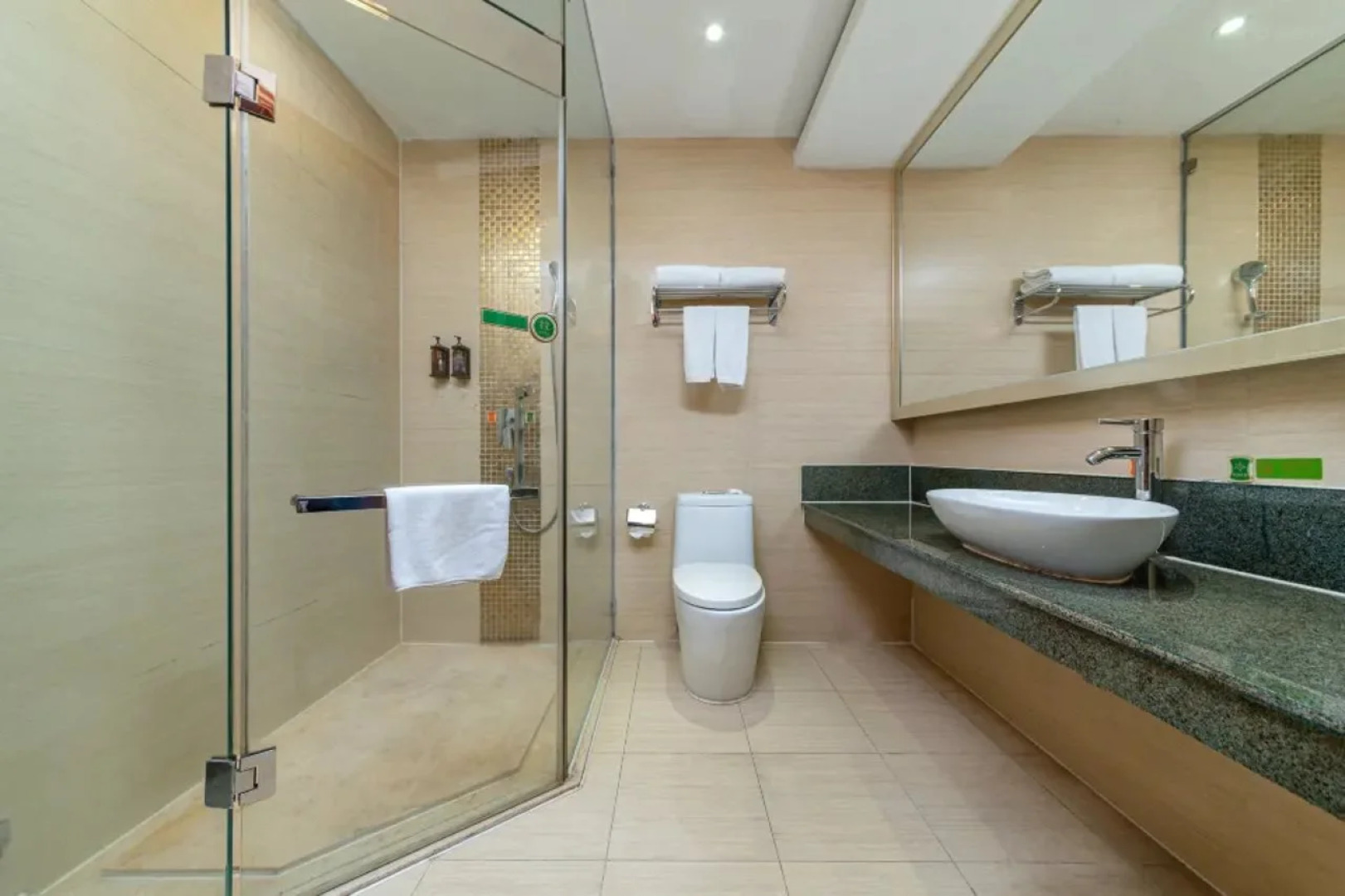 Vienna Hotel Houjie   Shanmei Subway Station